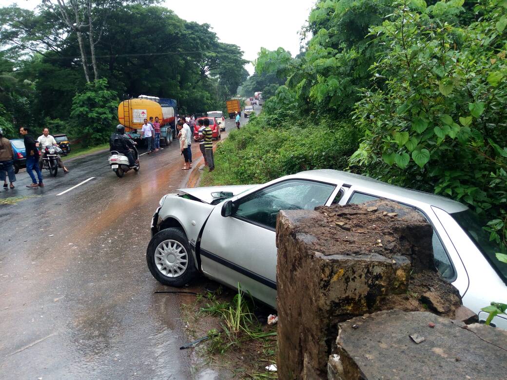 ಕಾರು-ಟ್ಯಾಂಕರ್ ಢಿಕ್ಕಿ: ಗಾಯಾಳು ಮೃತ್ಯು